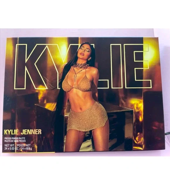 Kylie Cosmetics 24K Pressed Powder Palette. - Picture 1 of 7